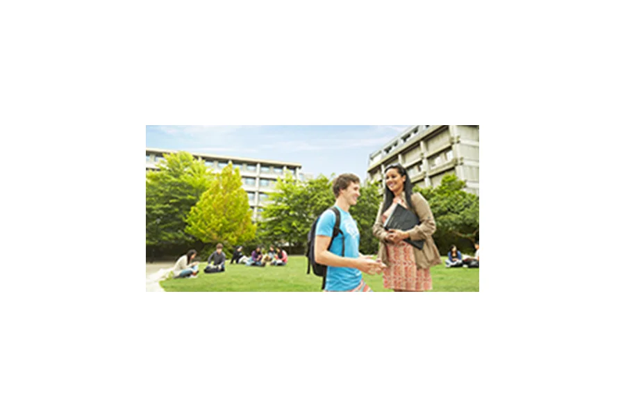 江戸川大学